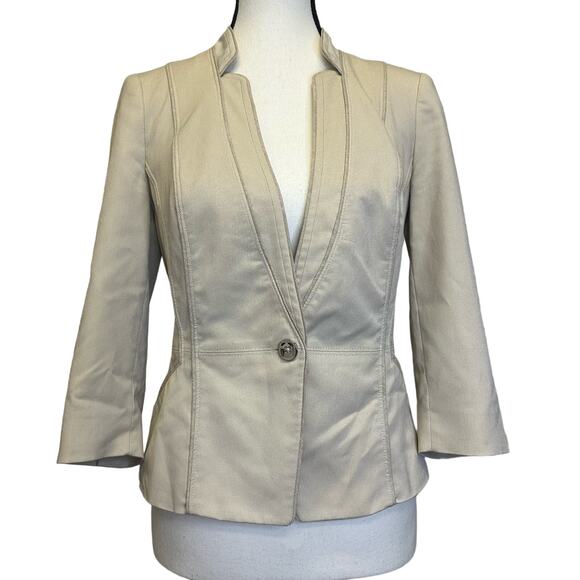 White House Black Market Jackets & Blazers - White House Black Market Beige Blazer Jacket Size 2 - Tailored Fitted Blazer